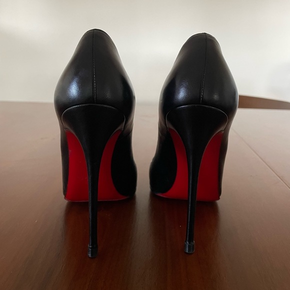 Christian Louboutin | Black So Kate Pumps | Size 36.5 - Picture 10 of 12
